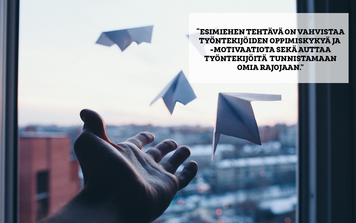 Esimiehellä riittää tehtävää myös itseohjautuvassa organisaatiossa 